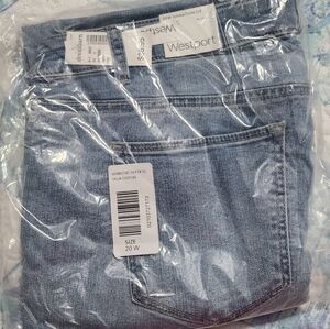 Westport Mudrise Capri - 20W NWT